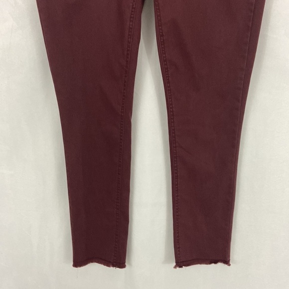 Tinsel Women’s Jeans Burgundy Size 28 (28 x 26) Rough Hem Mid Rise Straight Leg - Picture 4 of 11